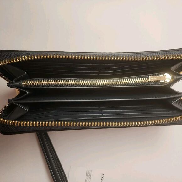 NWWT Coach CZ328 Long Zip Around Wallet Denim Signature Canvas Cherry Print - Picture 3 of 3